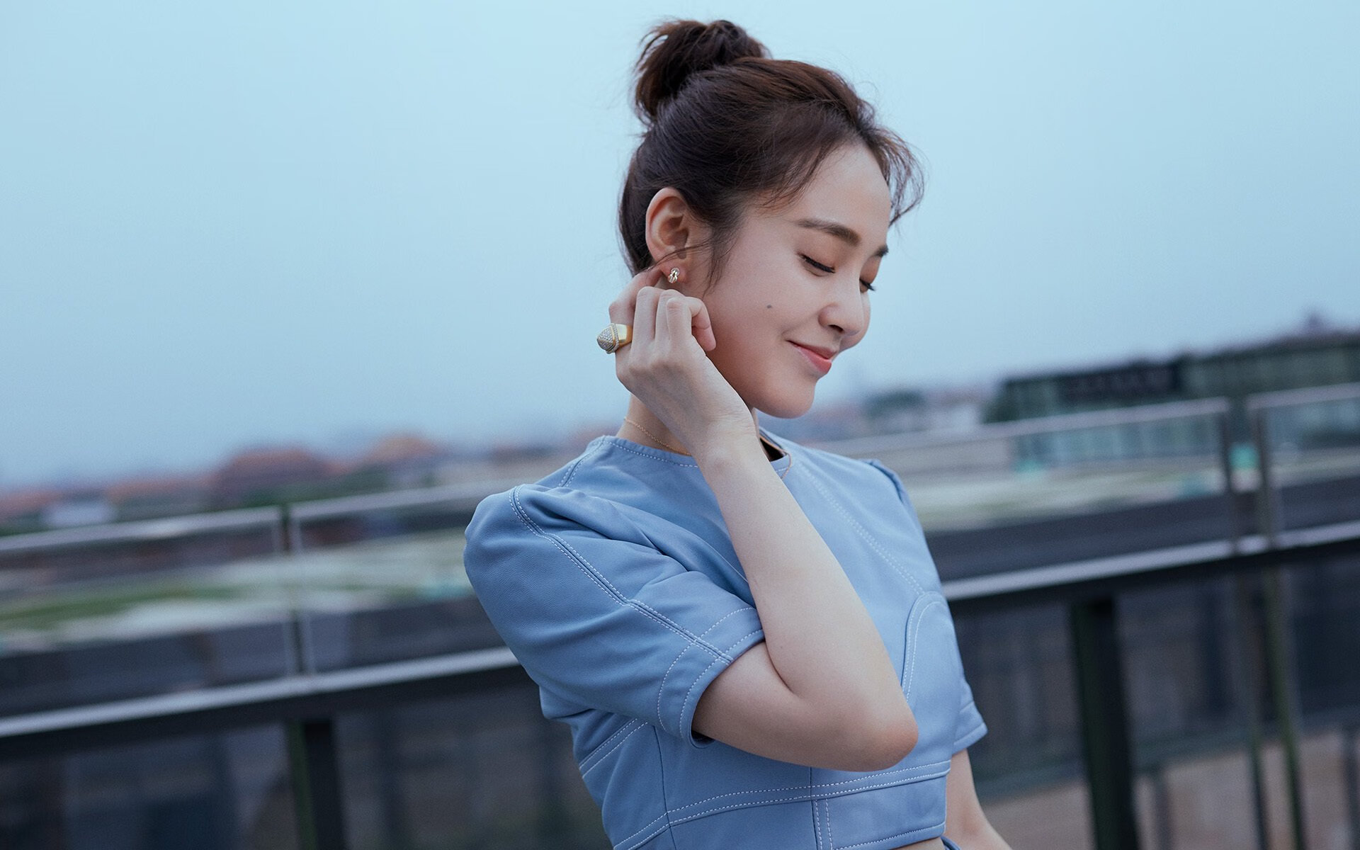 米兰登录入口-瓦伦西亚主打防守反击抢得关键三分，瓦伦西亚首发