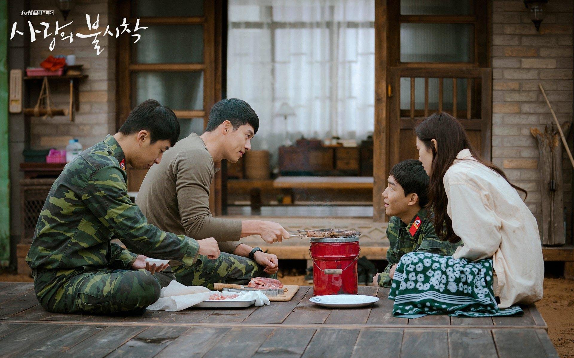 米兰体育官网-李冰洁泳池对决 展现中国选手韧性，李冰洁泳装