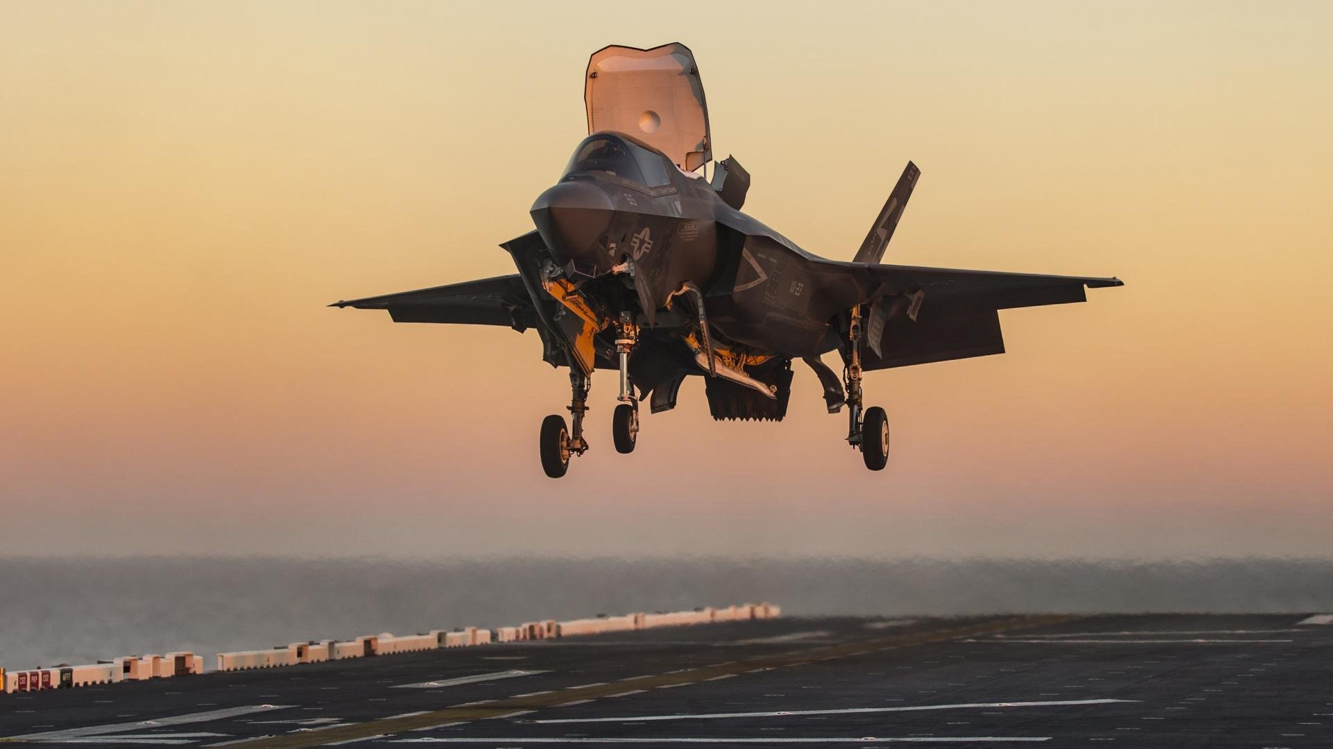 Milan Sports-绿色环保足球器材在校园中全面推广，践行绿色发展理念，足球环境创设的主题