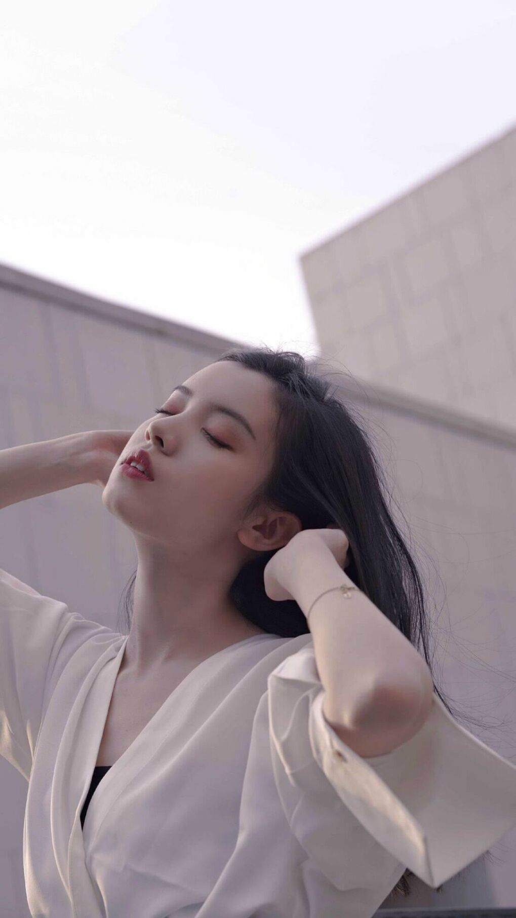 米兰登录入口-隆戈的冲击力让全黑队进攻节奏变得难以预测，隆的vskill